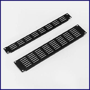 1HE-Racklüftungsblende, 8x3 Schlitze